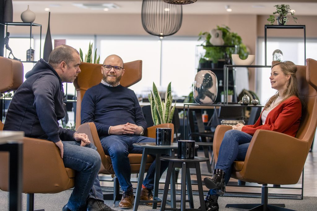 A meeting with Datum staff