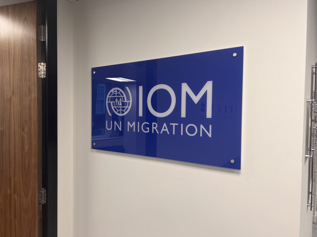 IOM - Institute of Migration Wallpaper 02